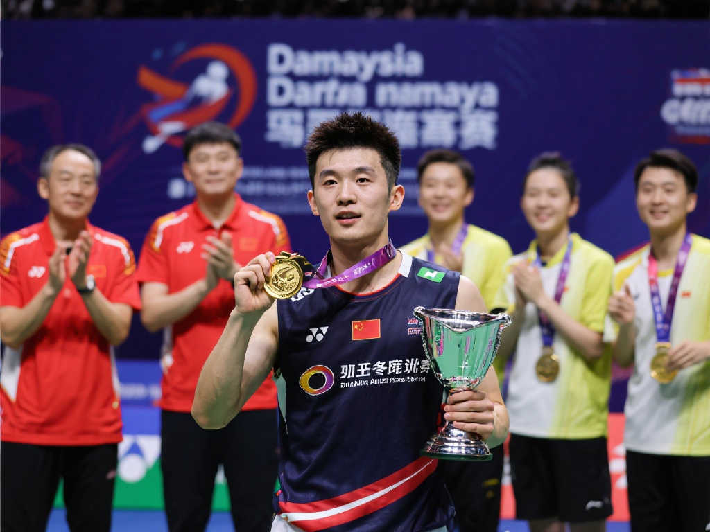 近日更被知 近日更被知